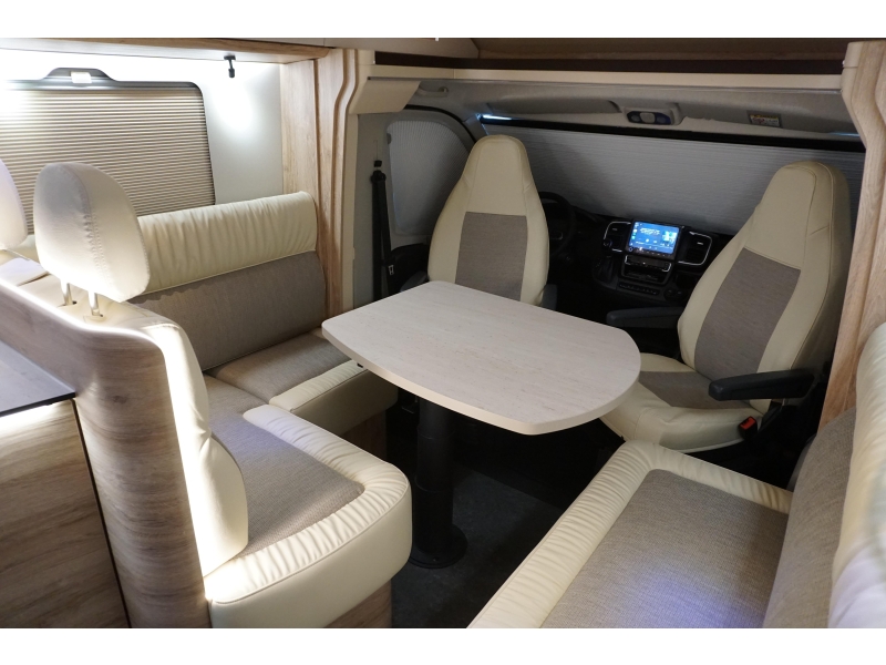 Eura Mobil Profila T 675 SB AUTOMAAT/HEAVY CHASSIS  foto: 11