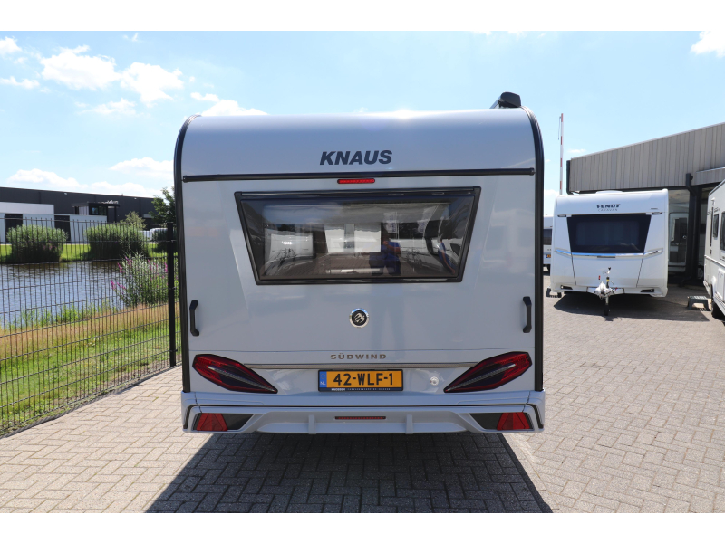 Knaus Sudwind 60 Years 450 FU Luifel/ Campovolo Gas  foto: 4
