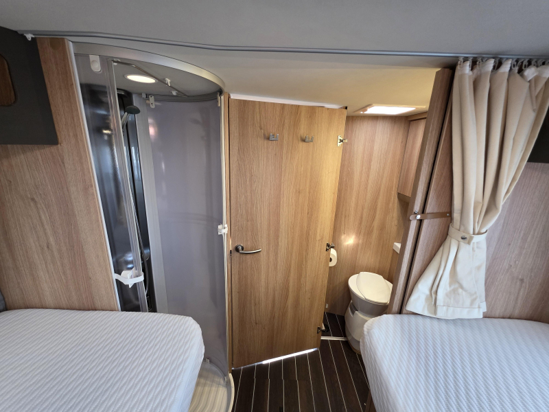 Knaus Sky TI 700 MEG Platinum Selection Foto: 15