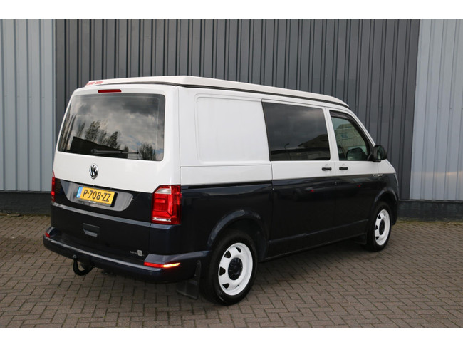 Volkswagen Transporter Camper TDI 150PS T6 Automatik | Klimaanlage | Sitzheizung | Elektr. Fenster | 4 Schlafpl&auml;tze | neues Interieur | K&uuml;hlschrank + Gefrierfach | Foto: 6