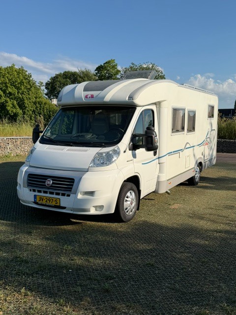 ADRIA Coral S 660 SL Camas individuales Fiat Ducato