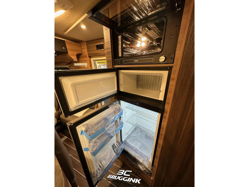 Knaus Sun I 700 LEG photo: 12