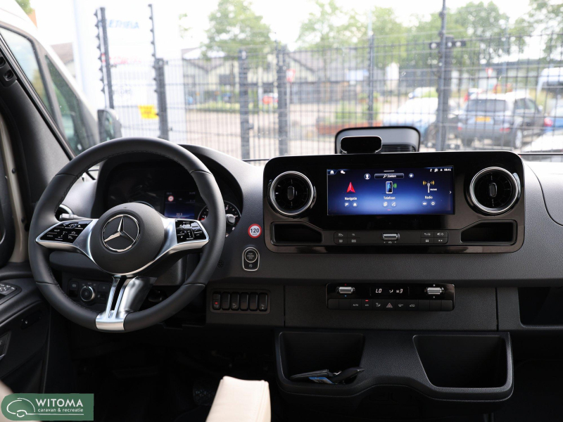 Hymer Grand Canyon S 600 4x4 NIEUW LEES TEKST !!  foto: 17