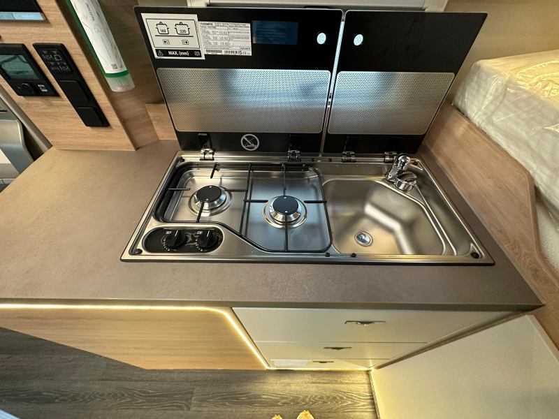 Knaus Tourer CUVision 500 MQ &iexcl;Techo elevable &uacute;nico! foto: 8