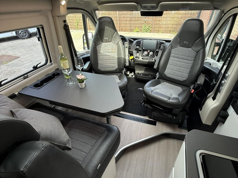 Adria Twin 640 SLB Supreme Automaat 160pk  foto: 15
