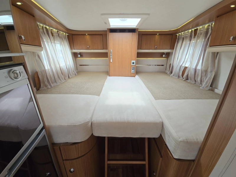 Hymer T 674 SL Star Edition 2010  foto: 19
