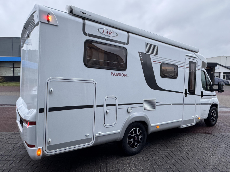 LMC Cruiser Passion 663 G Lente bedden- 7 Meter  foto: 3