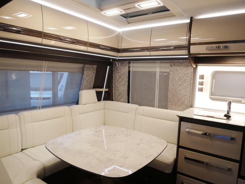 Fendt Diamant 560 SGW GRATIS MOVER 