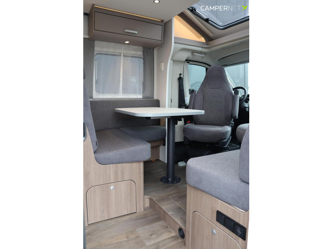 Carado T447 140 PS Automatik | Pro+ Paket | Hubbett | L&auml;ngsbetten | Getrennte Dusche | Markise | Neu ab Lager lieferbar | Foto: 7