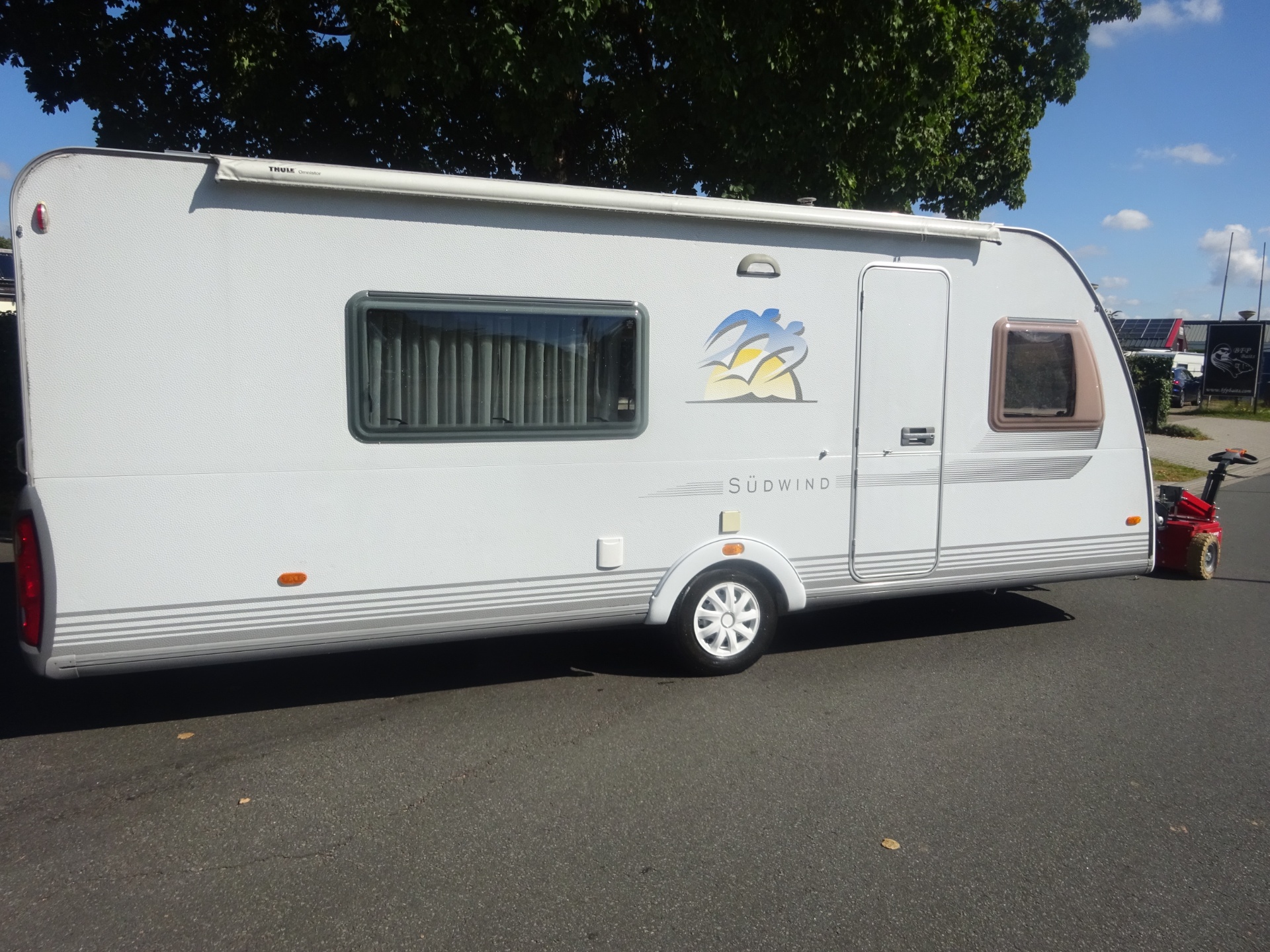 Knaus Sudwind 580 Ul Enkele Bedden #Grote Badkamer# foto: 6