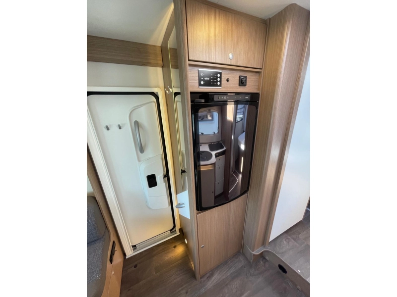 Hymer Carado 449 T Foto: 16