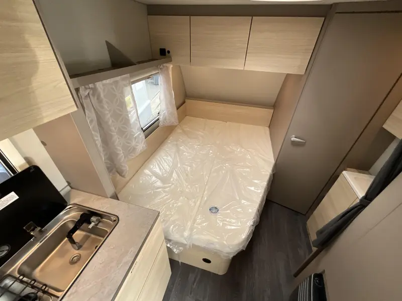 Weinsberg CaraCito 450 FU FRANS BED-LICHTGEWICHT  foto: 8