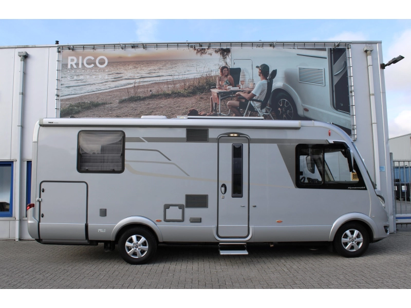 Hymer BMC-I 690 Levelsyteem / 9G Tronic  foto: 1