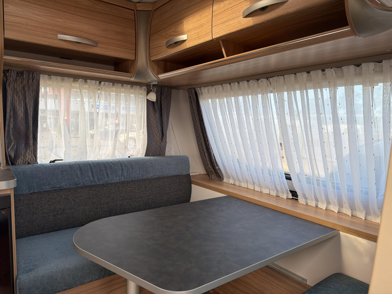 Eriba Nova Light 465 Elegance Mover / Luifel  foto: 2