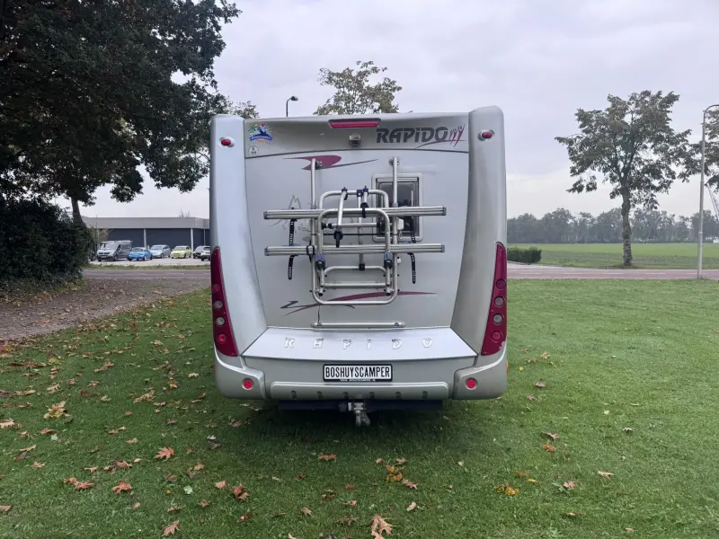 Rapido 7065+ F veel extra's accessoires  foto: 3