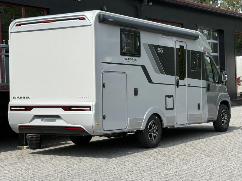 Adria Compact DL 60 years - 60Y EDITON - MODELO DE DEMOSTRACI&Oacute;N foto: 6