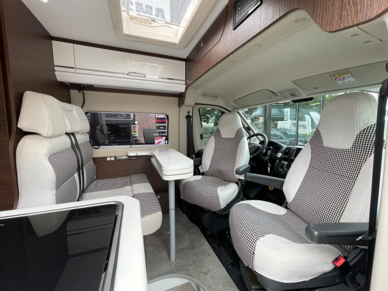 Karmann Davis 620 Single Beds Automatic photo: 16