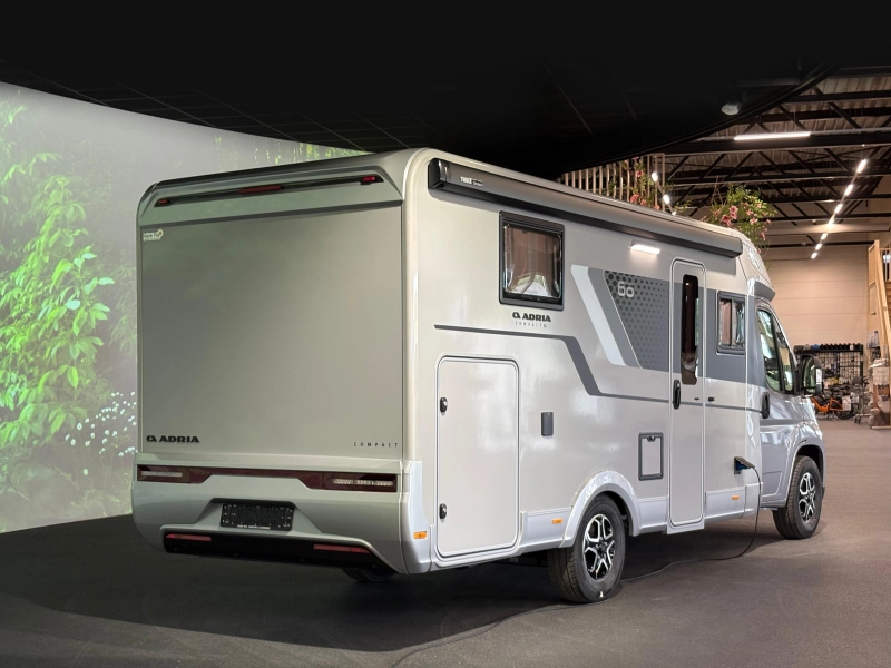 Adria Compact DL 60 a&ntilde;os / autom&aacute;tico foto: 4