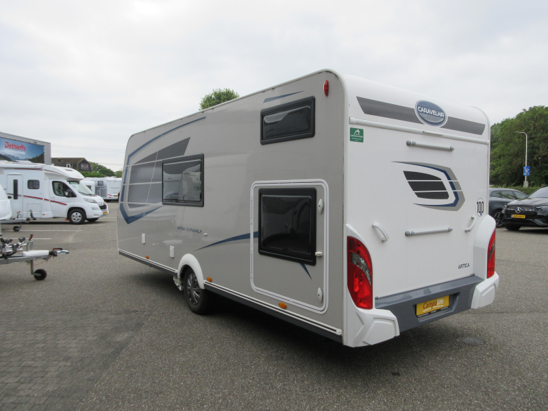 Caravelair Artica 496 MOVER AIRCO AWNING photo: 21