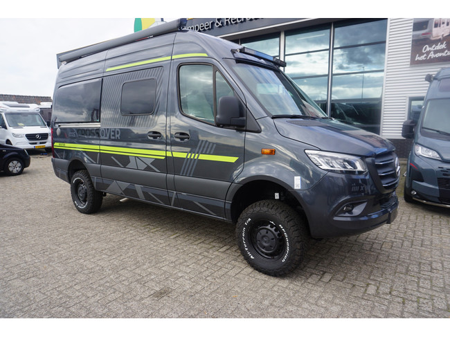 Hymer Grand Canyon S Mercedes CrossOver photo: 2