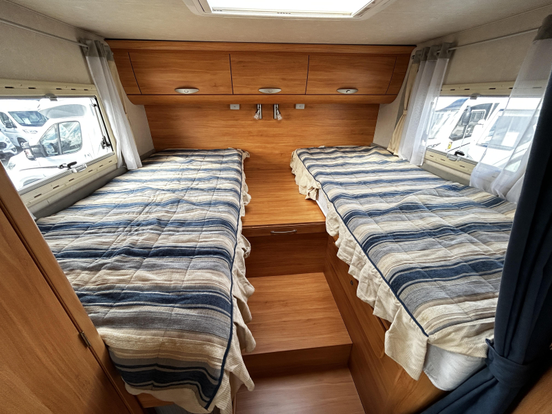 Adria Coral 660 SL Enkele-bedden/2007/Euro-4  foto: 19