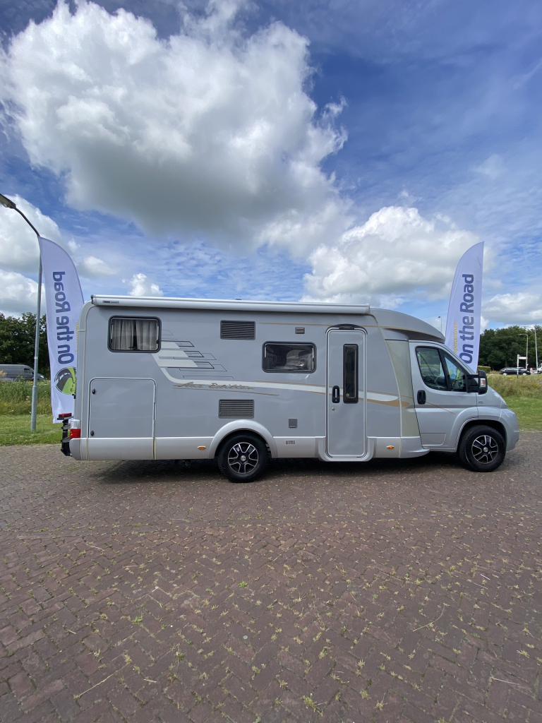 Hymer T 674 SL 2.3 MultiJet 160 CV, Semi-integral, 2 camas individuales, Aire acondicionado de motor, Antena parab&oacute;lica autom&aacute;tica, etc. A&ntilde;o 2011 Camper Centrum On the Road en Noorderringweg 4 en Marum. foto: 1