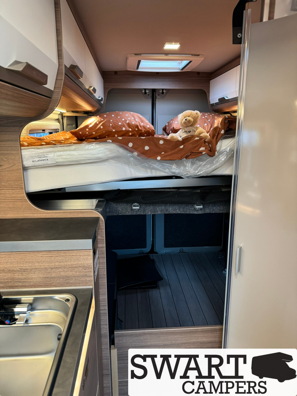 Knaus Boxlife 600 ME Platinum Selection, Automaat Lengtebedden foto: 16
