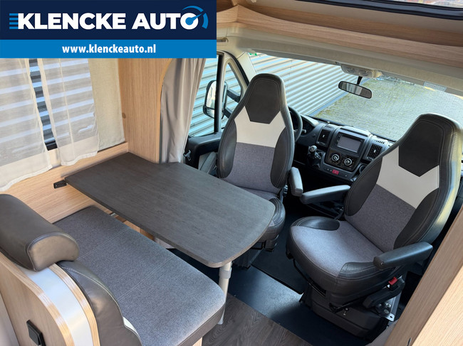 Sunlight T60 TOPSTAAT Airco Dwarsbed 81.086km Elektrische fietsendrager Capron Cruise ctrl Navi foto: 8