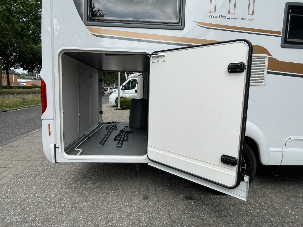 Carthago Malibu 430 LE LITS SIMPLES+LIT PAVILLON 6.90M BEARLOCK photo : 20