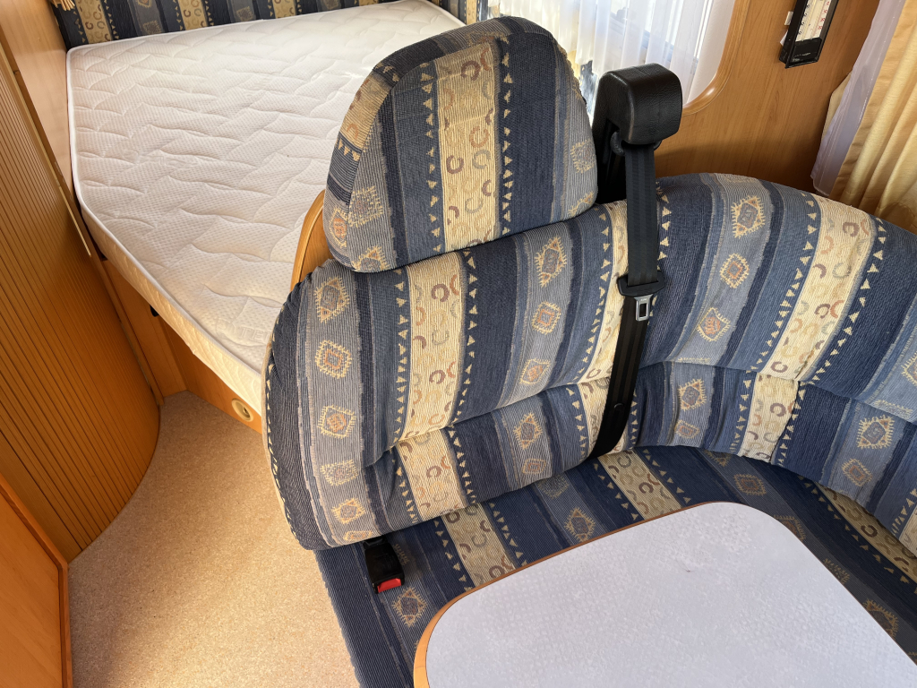 Hymer B575 Mercedes-Benz AUTOMATIQUE 5 personnes photo: 7