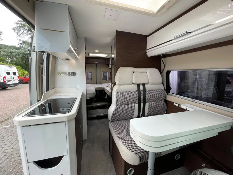 Karmann Davis 620 Single Beds Automatic photo: 15
