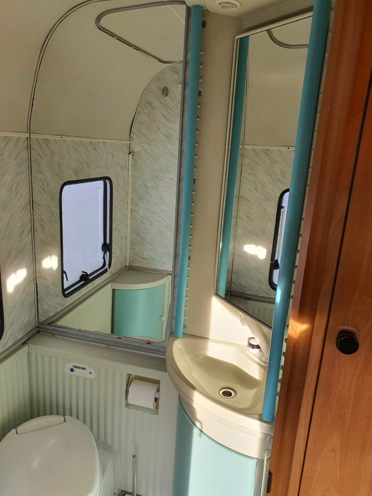 Fiat Ducato 2.8 tdi Bürstner 2 zonnepanelen 6 zitplaatsen foto: 13
