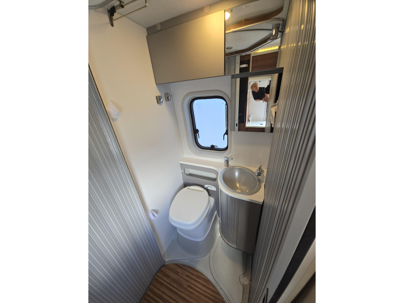 Adria Twin 640 SLX 2016 top staat  foto: 22
