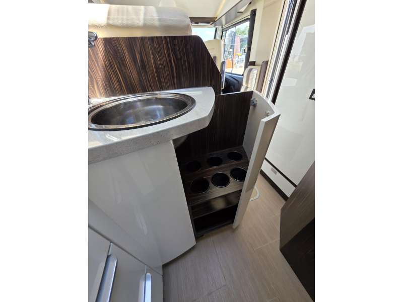 B&uuml;rstner Elegance 695 G Queensbed VOLLST&Auml;NDIG 2017 Foto: 11