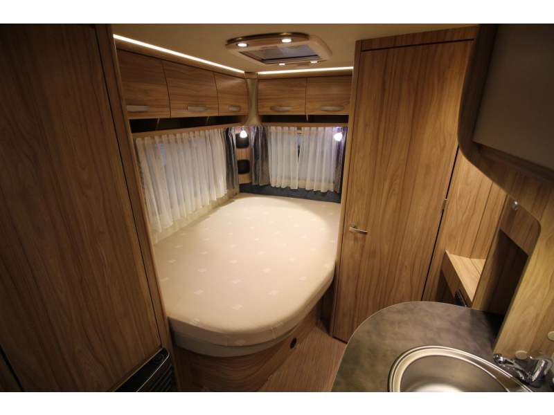 Eriba Nova Light 465 Mover, Portabicicletas, Toldo foto: 8