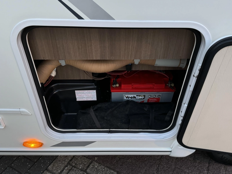 Challenger Sirius 2098 Queensbed-Hefbed-2x Airco  foto: 16