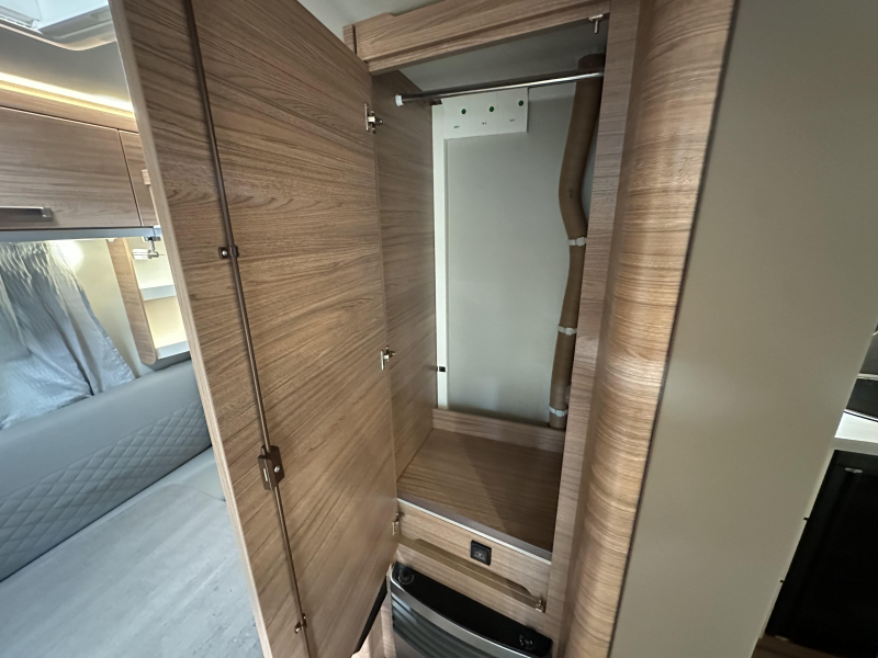 Weinsberg CaraOne Edition HOT 480 EU vloerverwarming | A69  foto: 16