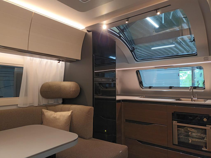 Adria Alpina 663 HT photo: 6
