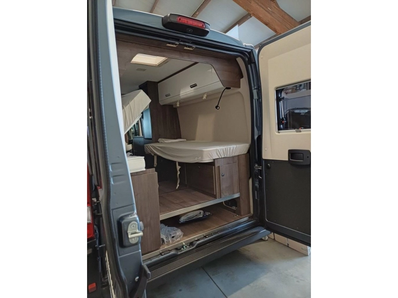 Benimar Benivan 160 PS NU MET €14.000 KORTING  foto: 2