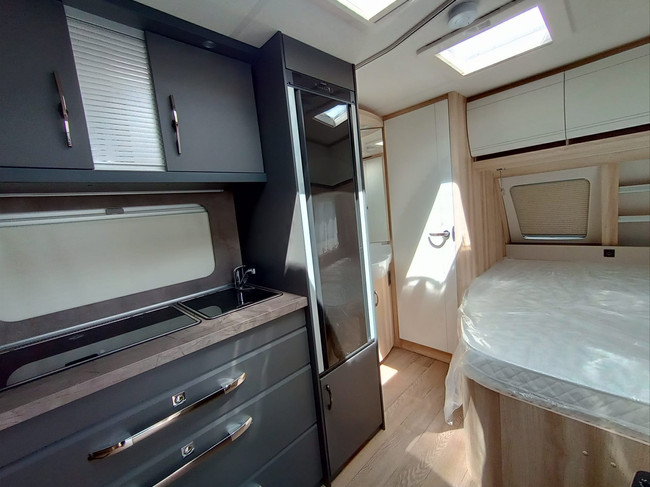 Hobby De Luxe 460 UFe foto: 8