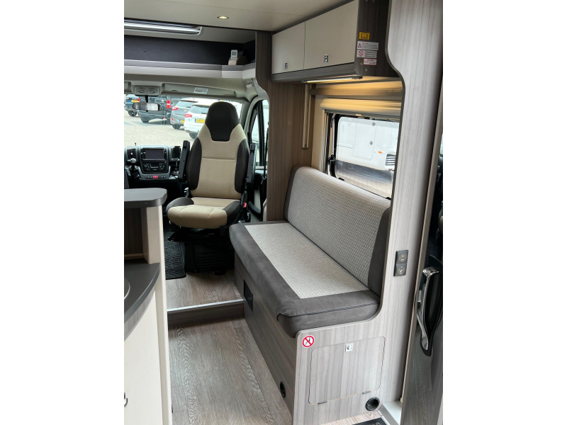 Hobby Optima Ontour 65 HFL fransbed, airco, hefbed  foto: 11