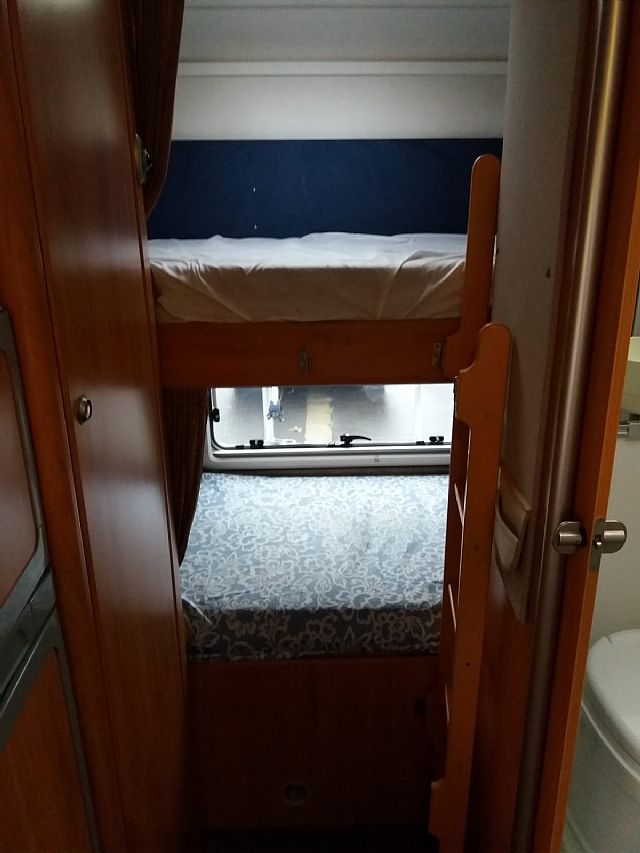 Fiat Hymer B 524 Etagenbett Foto: 10