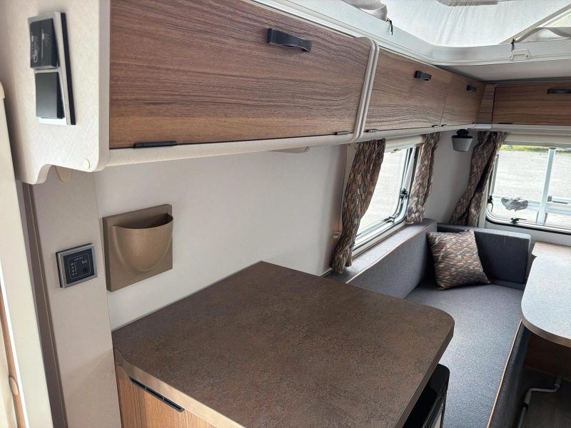 Eriba Touring 420 Legend Mover Markise Foto: 7