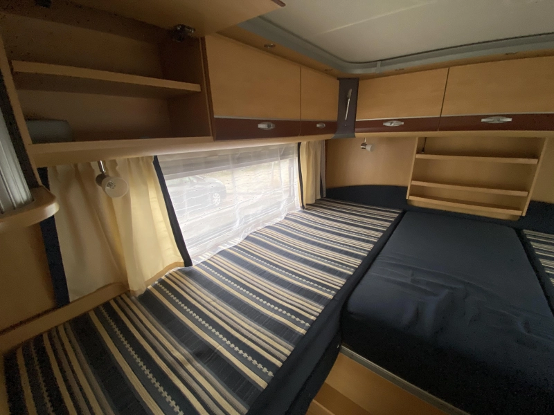 Dethleffs Advantage 6611 T Einzelbetten VOLL Klimaanlage Foto: 9