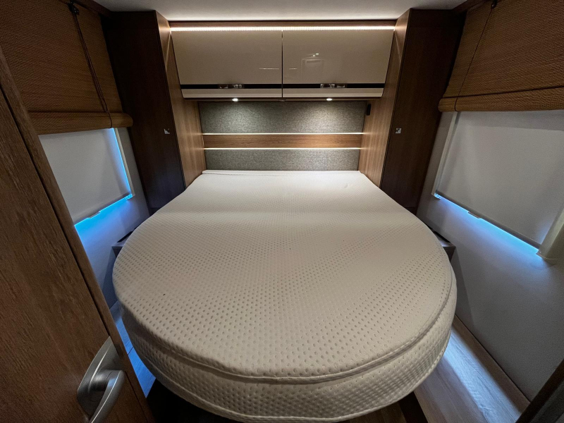 Dethleffs Trend 6757 Camper, Integrated 4 pers photo: 11