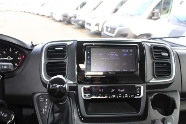 Robusto Carthago Integral Malibu I 460 LE Fiat AUTOM&Aacute;TICO 180 CV camas individuales y cama abatible (118 foto: 24
