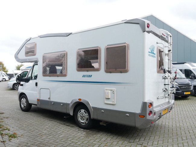 Weinsberg Meteor, Alkoof, Veel ruimte 6.50 Meter Alkoof foto: 18