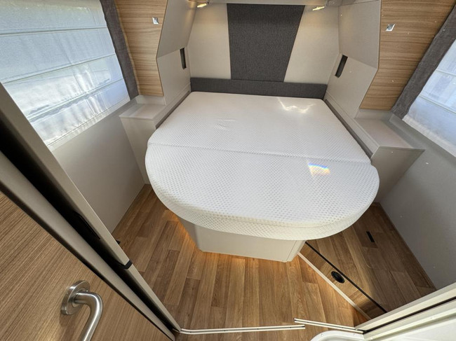 Dethleffs Pulse I 7051 GT-Line DBM Queensbed Als nieuw foto: 19