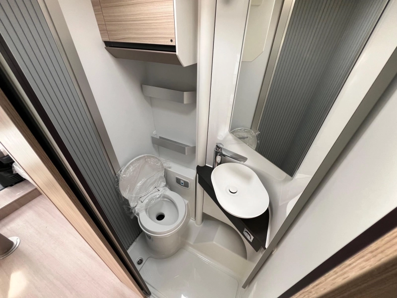 Adria Compact DL 60 Years Selection AUTOMAAT  foto: 4
