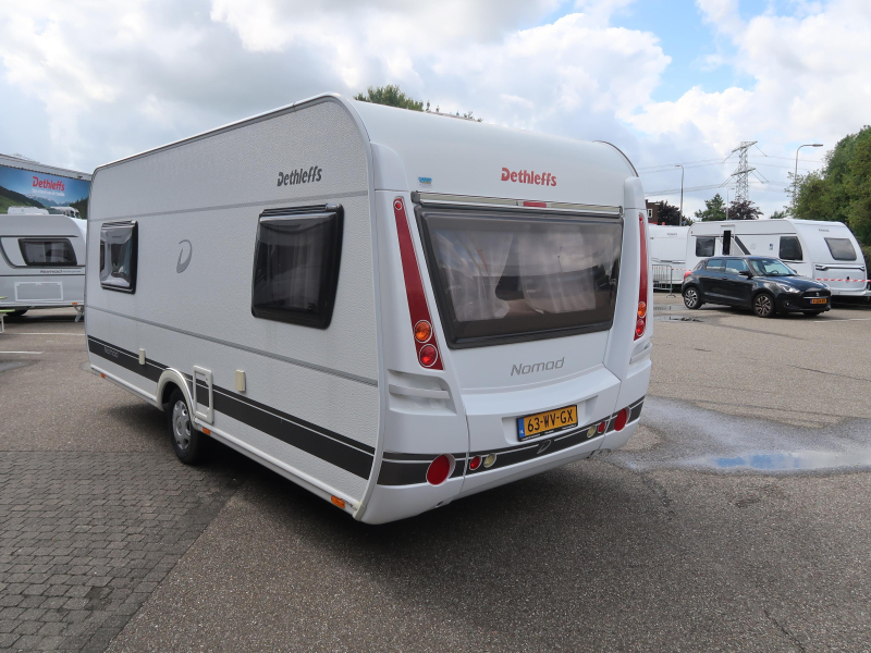 Dethleffs Nomad 470 ER MET VOORTENT ISABELLA  foto: 17